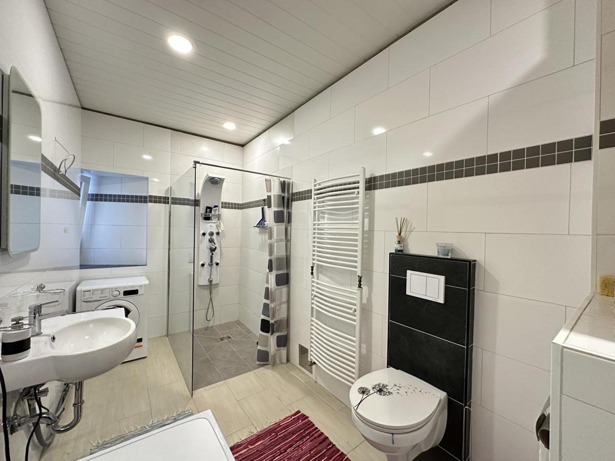 04 Badezimmer