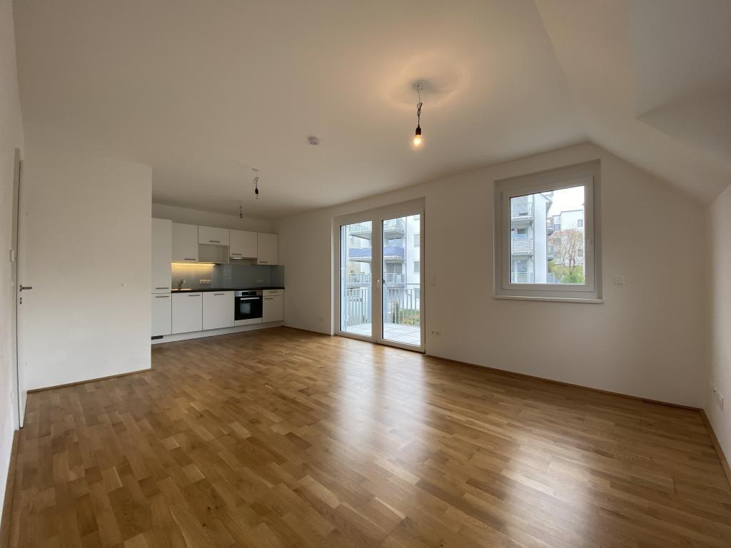 Wohnzimmer - Blick zur Kche