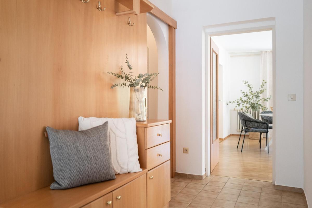 07 Garderobe