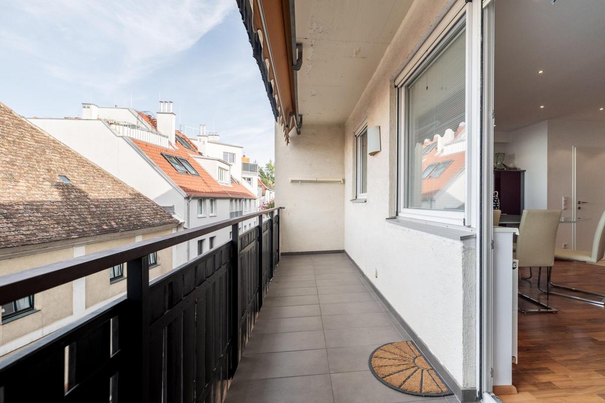 05 Loggia