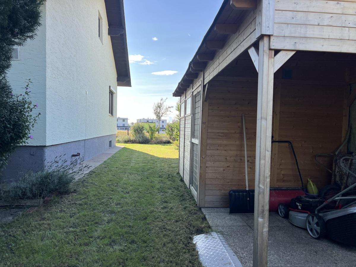 31 Seitenansicht Haus