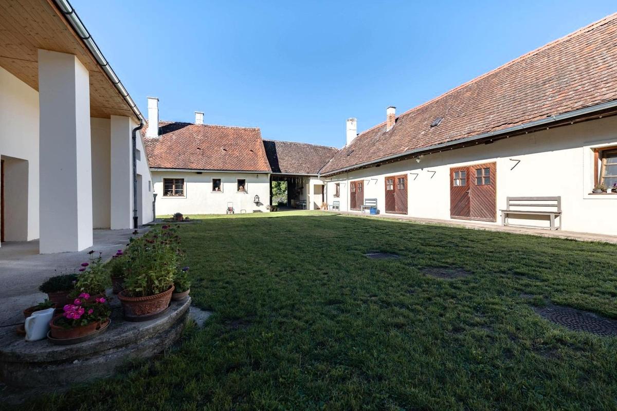 Haupthaus - Innenhof