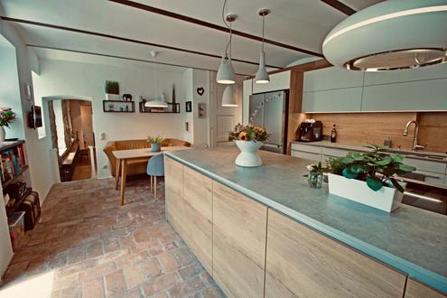 ?K�niglich! Ihr einzigartiger Familiensitz!"