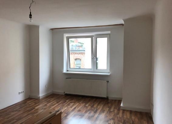 6 Wohnzimmer