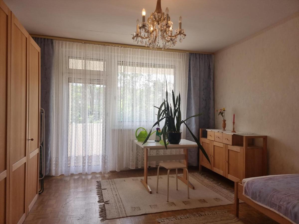 ETW 1220 08 Schlafzimmer