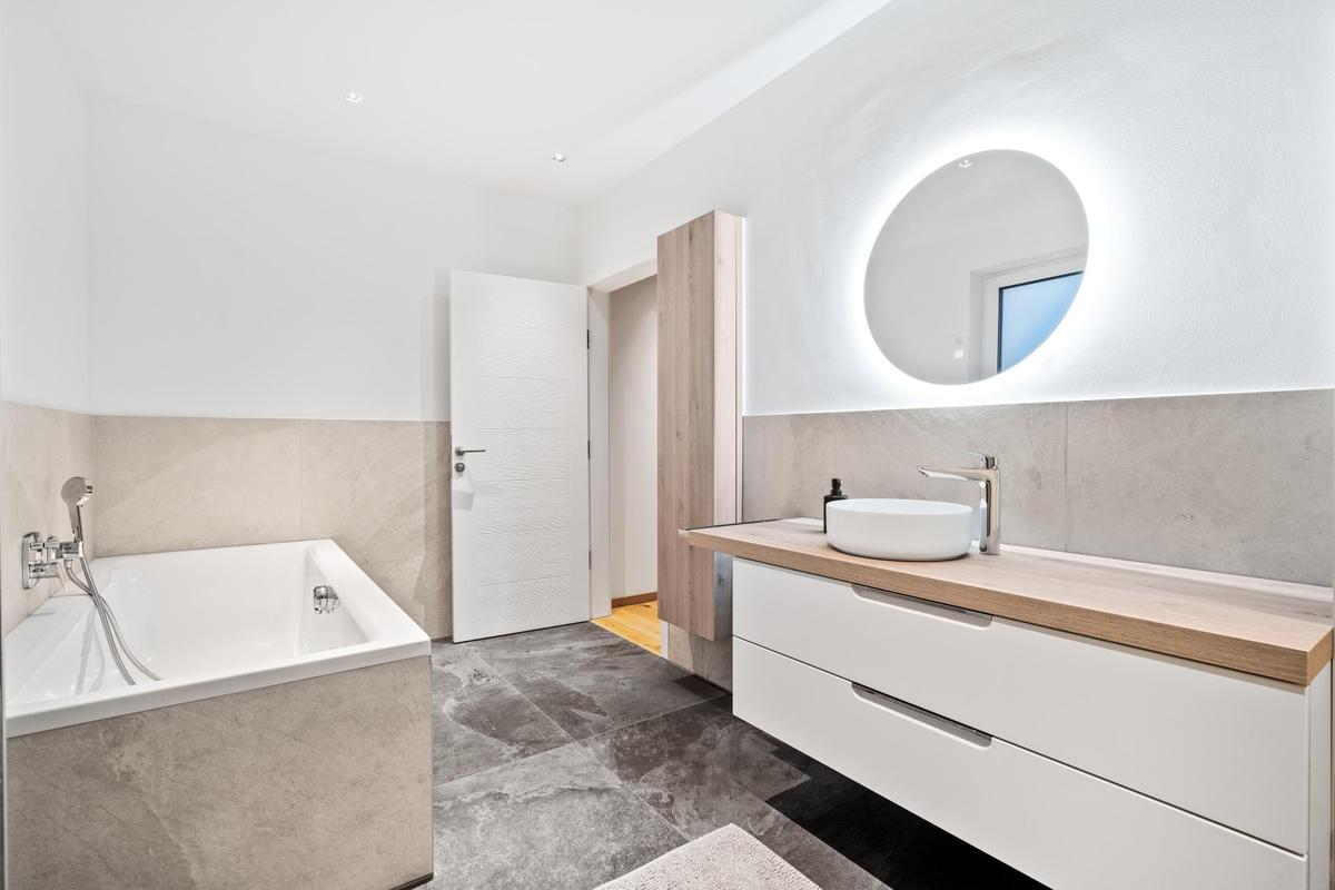 14  Badezimmer