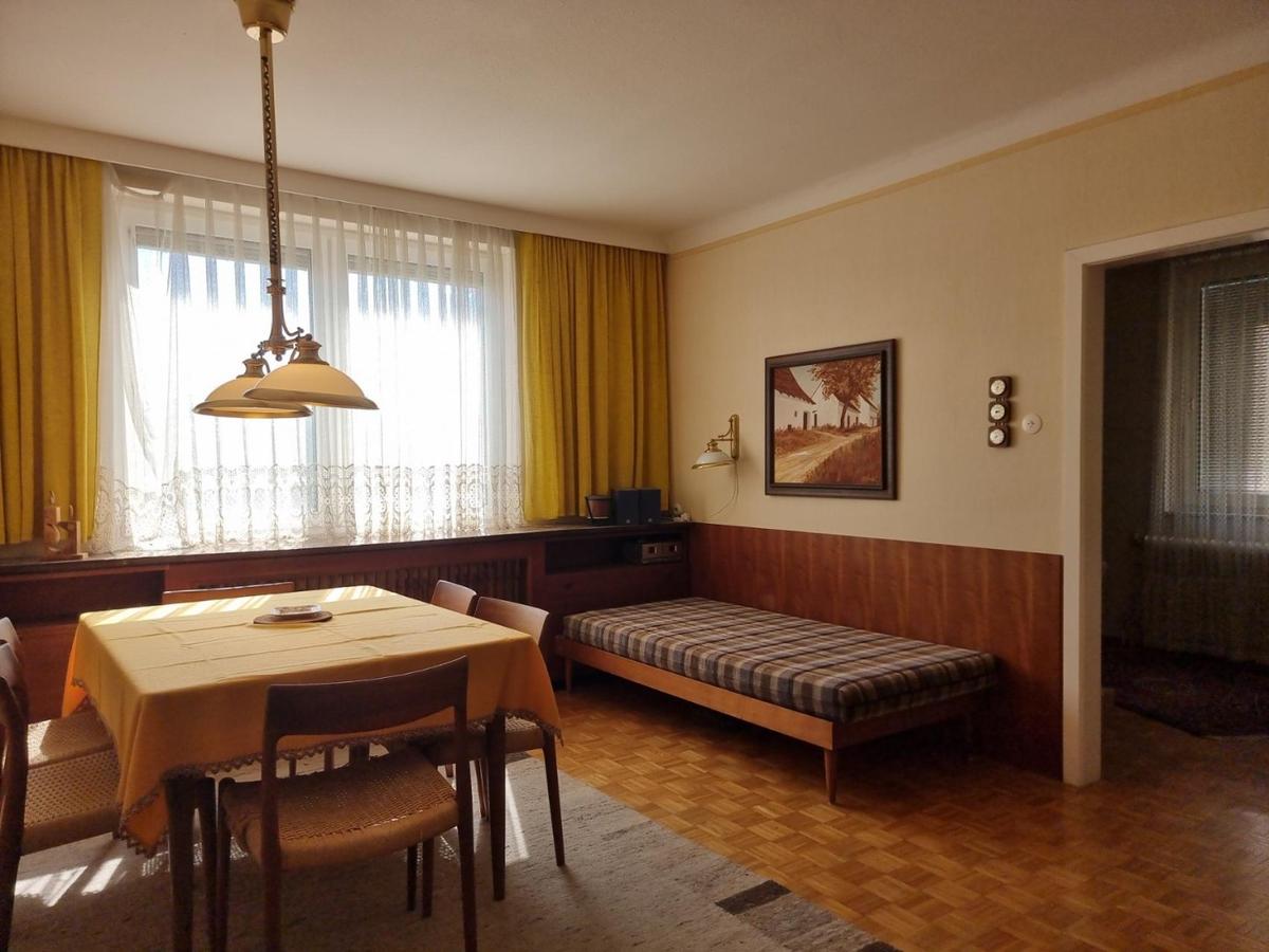 ETW 2230 02 Ezimmer