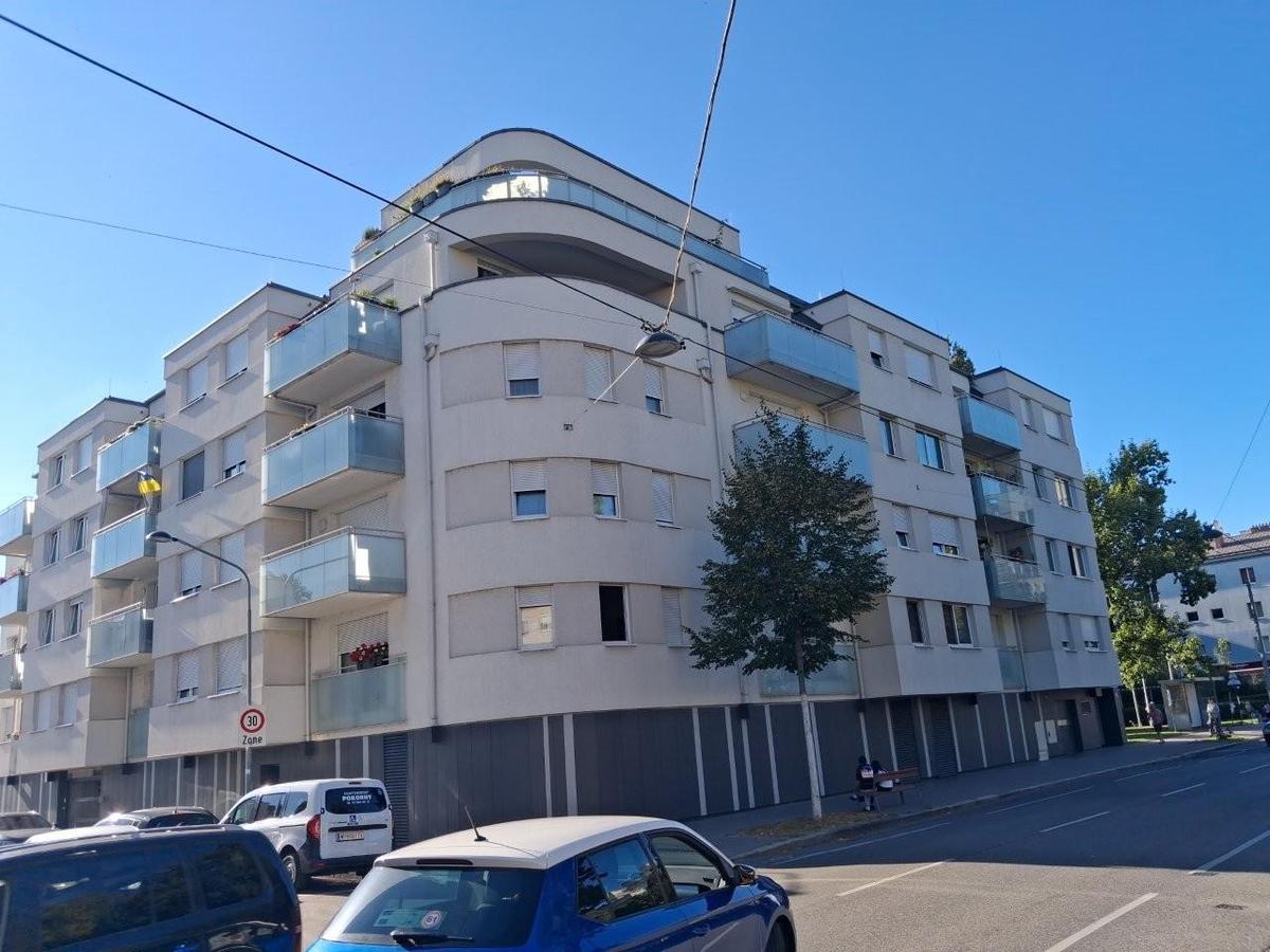 26 Haus mit Tiefgarage 1210