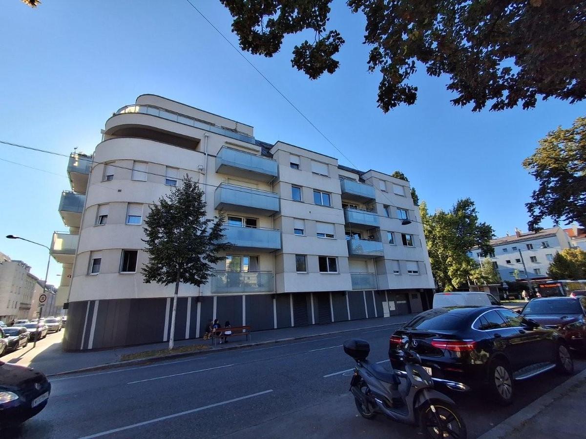 28 Wohnhaus 1210