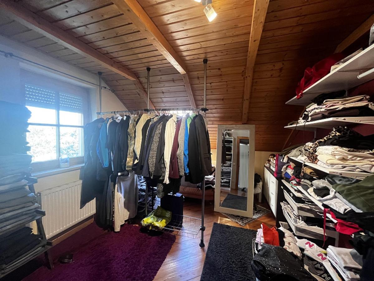 15 OG - Schlafzimmer_2 Garderobe