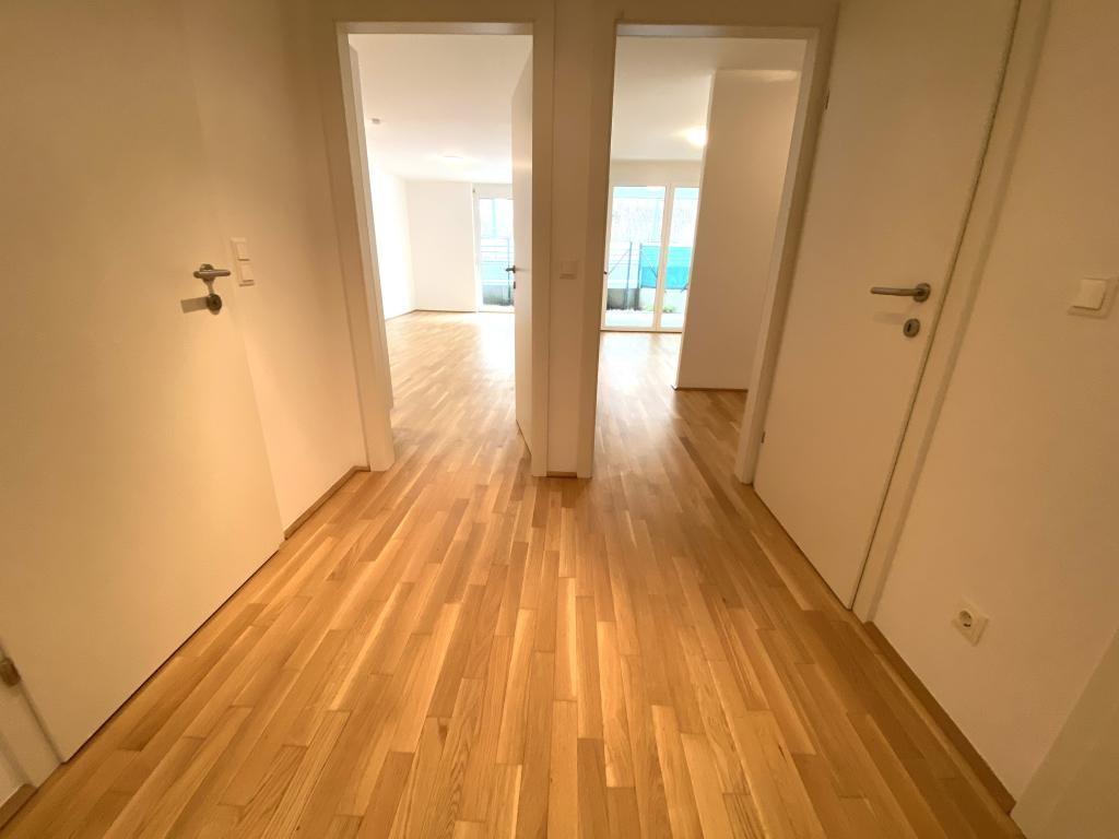 zentral begehbar