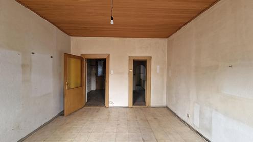 Sanierungsbedrftige Altbauwohnung beim Bahnhof Meidling + direkte U6 Nhe!!