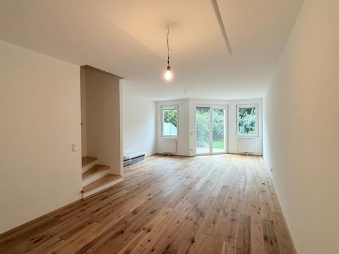 4- Zimmer Familienhit mit zwei Stellpltzen und Garten