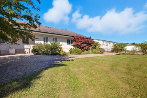 SEHR GUTE INFRASTRUKTUR: DAS PERFEKTE MIETHAUS IN GLLERSDORF! GROZGIG &amp; ELEGANT!