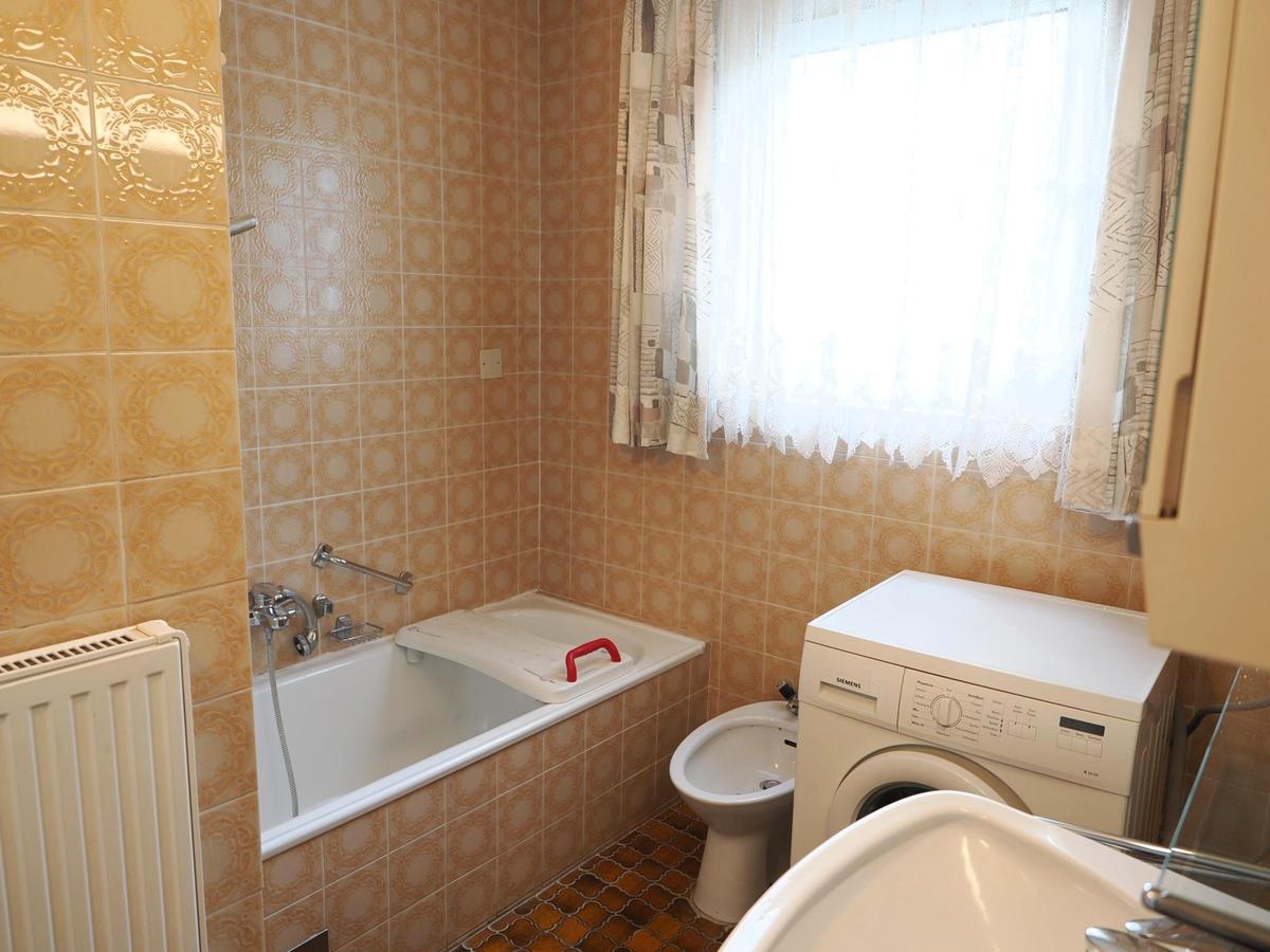 Badezimmer EG
