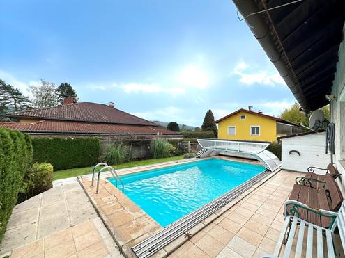 &quot;Haus mit Garten, Pool, und Garage&quot;