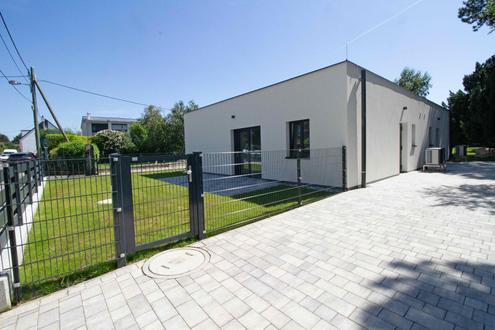 &quot;Doppelhaushlfte + Terrasse + Garten = Glcksformel frs Leben&quot;