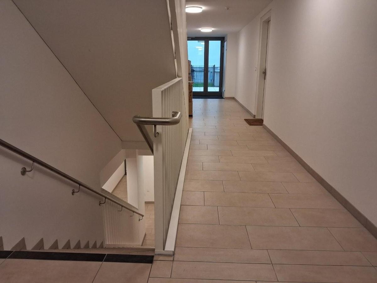 16 Stiegenhaus 1220 MTW