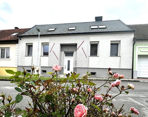 &apos;&apos;AuFguteNaCHBarSCHafT&apos;&apos;
