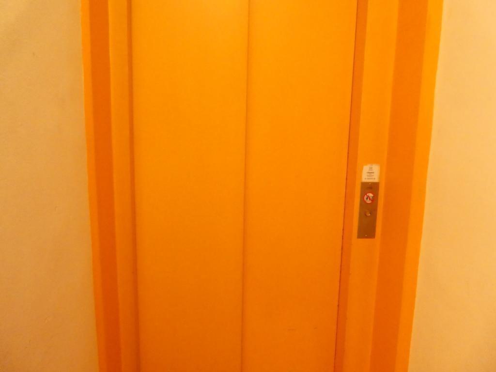 groer moderner Lift