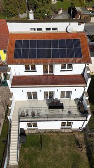 "Energieeffiziente Villa in schöner Lage"