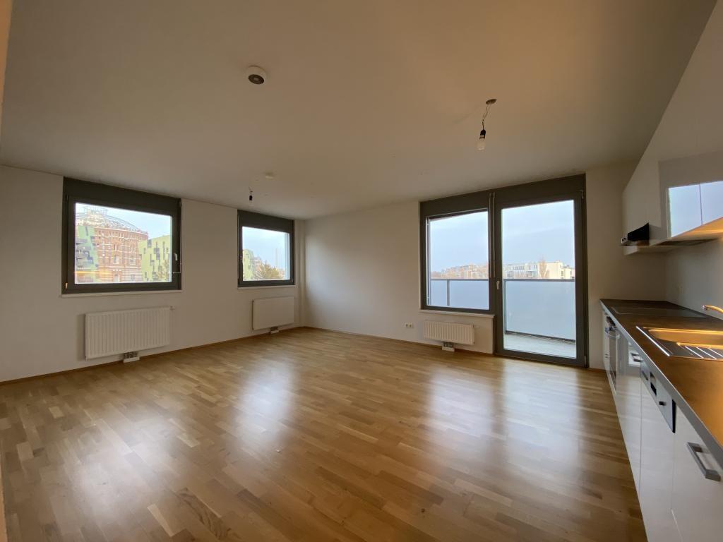 Wohnkche - Blick zum Balkon