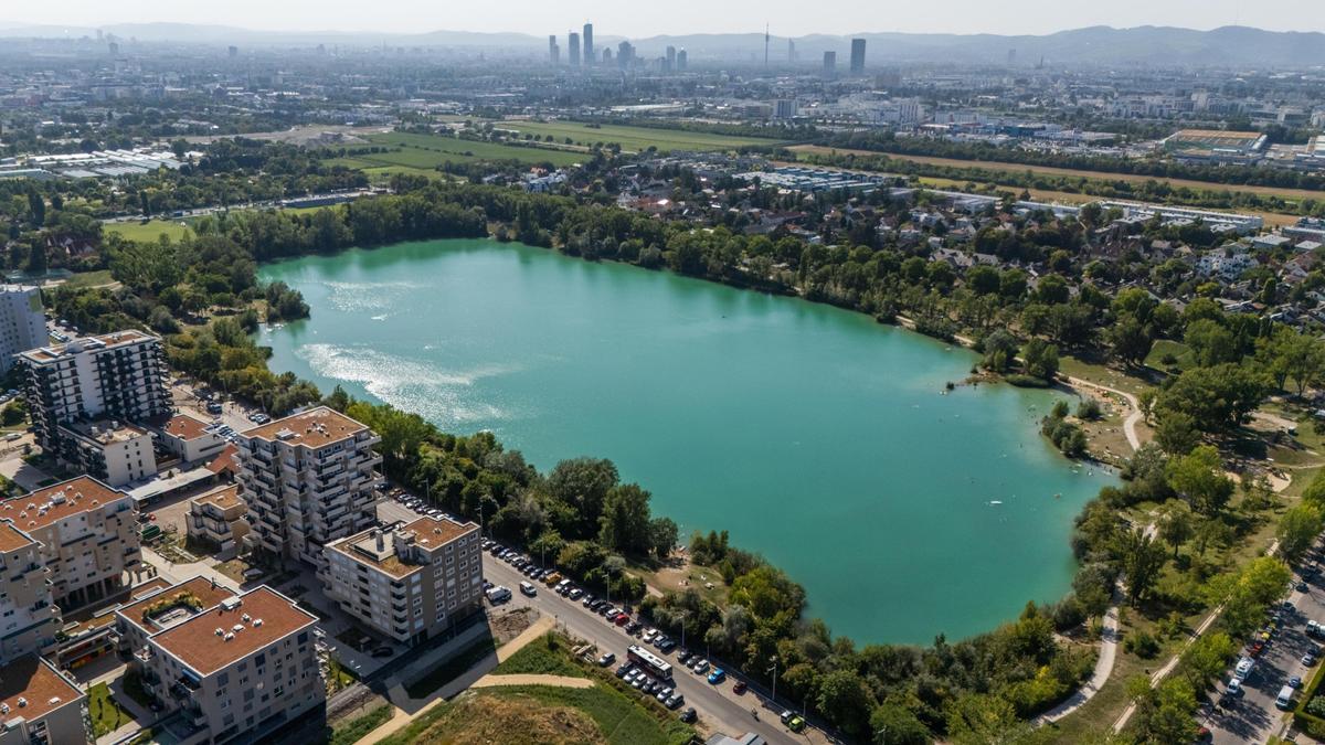 Direkt am Badeteich Hirschstetten