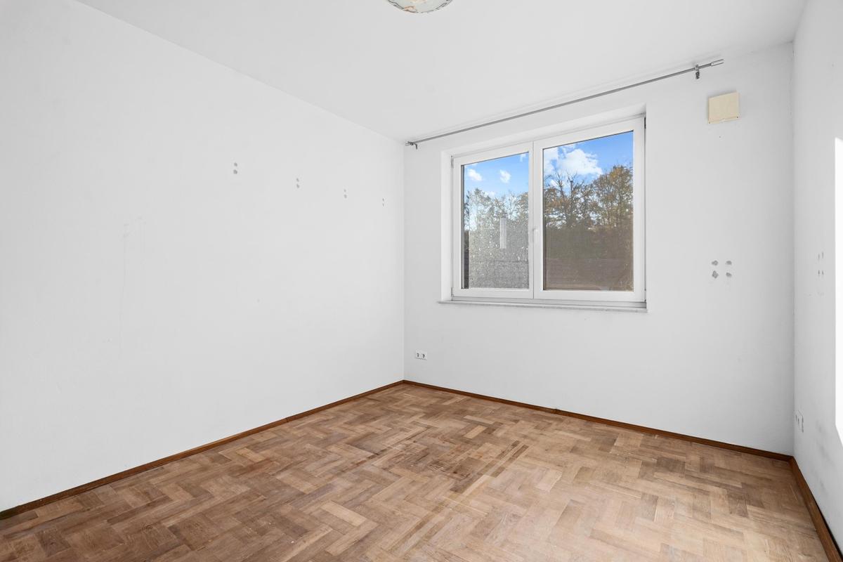 Zimmer 4 mit Blick nach drauen