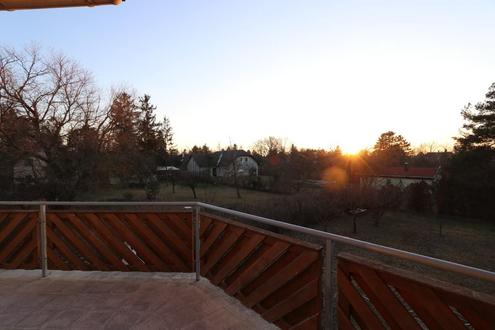 (ERST ab 15. - 31.Dezember frei) Strasshof mit TERRASSE, Abendsonne, Gartenblick