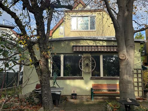 Einfamilienhaus mit extra Atelier