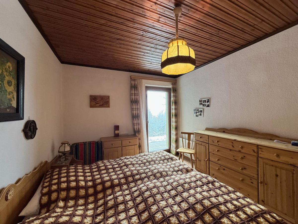 Schlafzimmer mit Terrasse