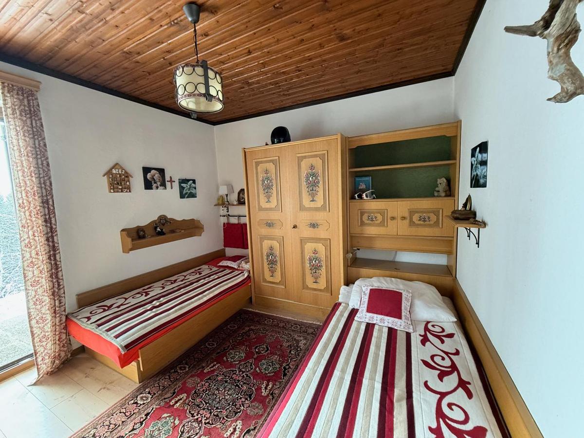 2. Schlafzimmer