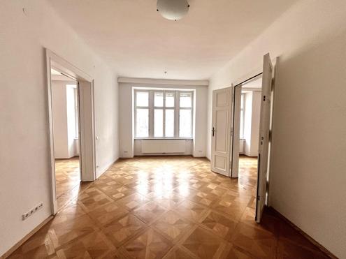 Altbau Wohnung mit Flair