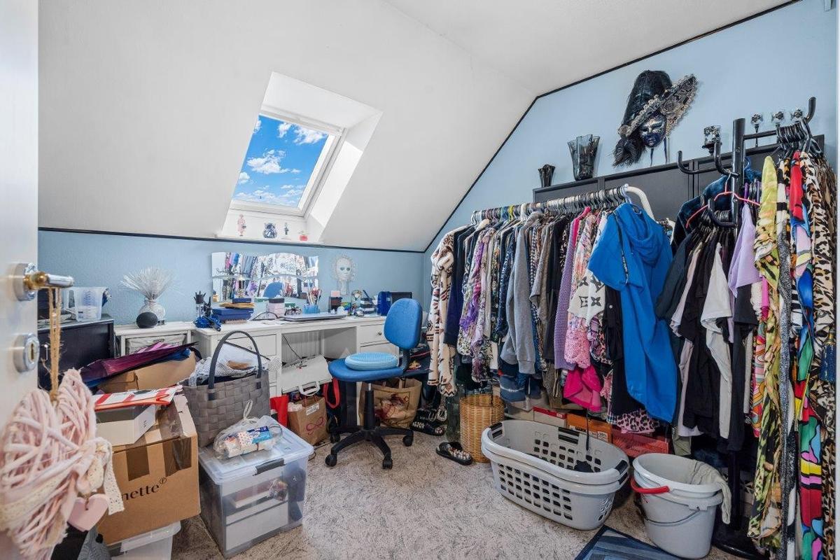 DHH 2201 12 Ankleidezimmer