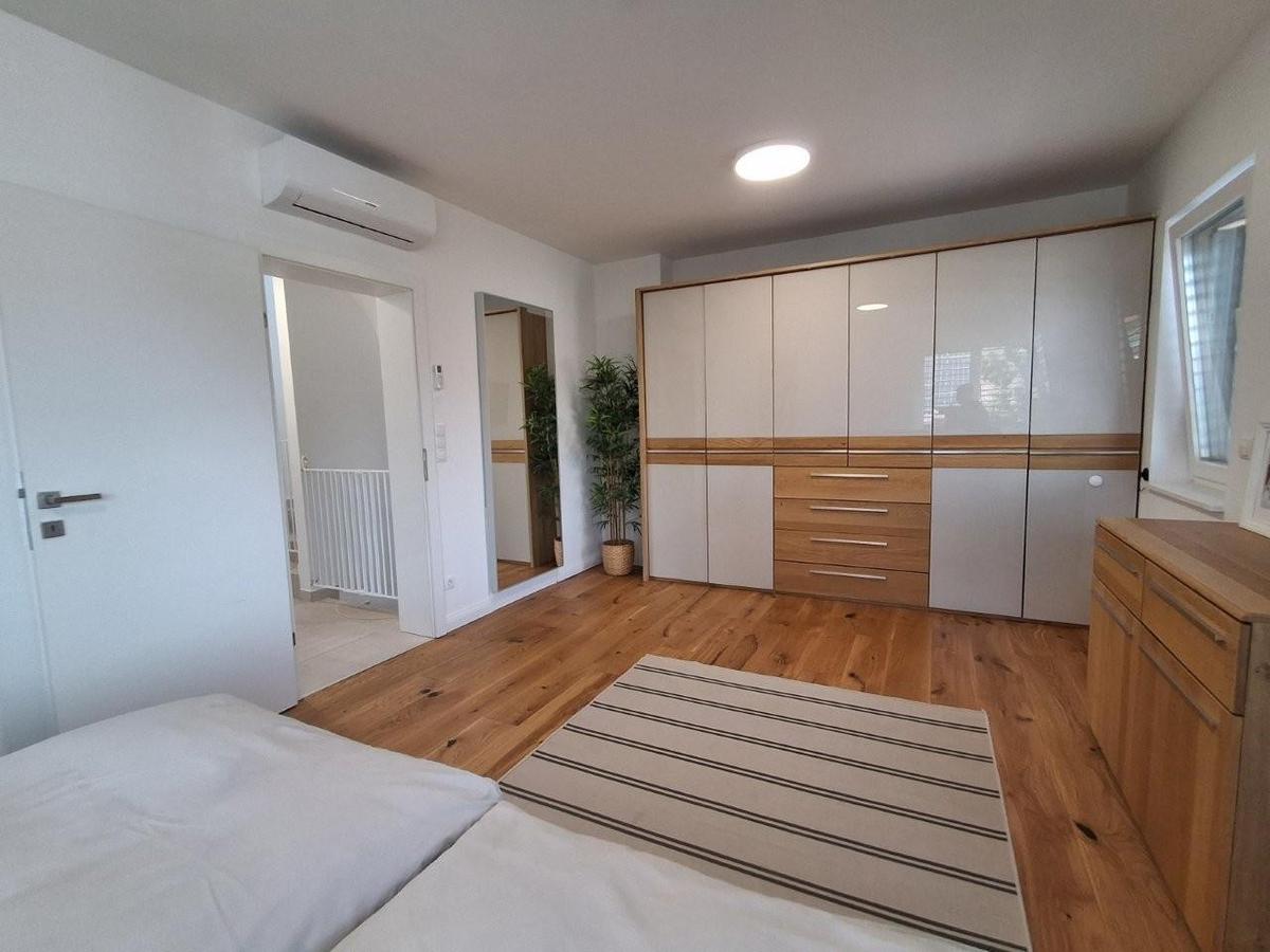 4 Schlafzimmer DHH 2201