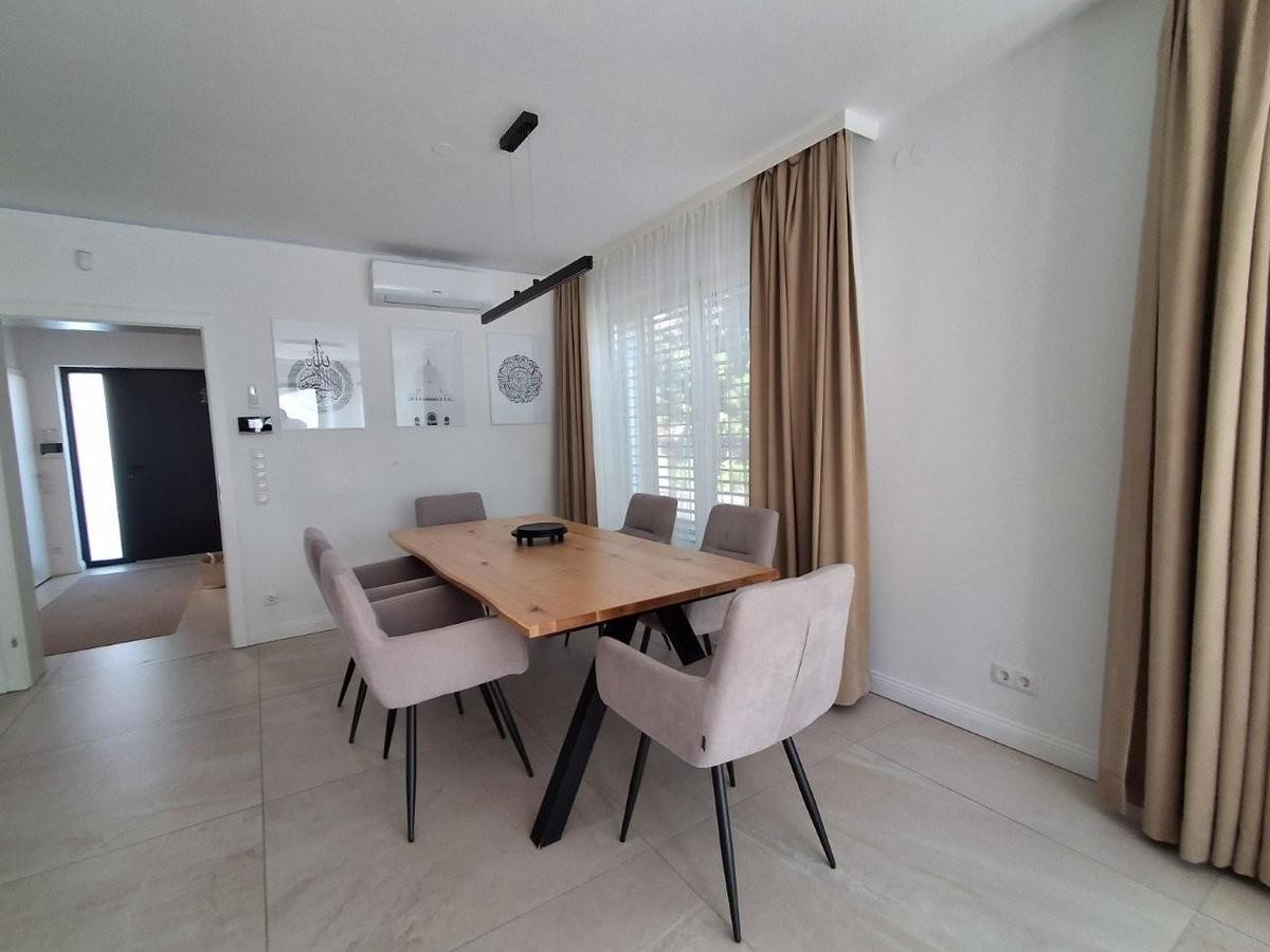 10 Essbereich DHH 1220