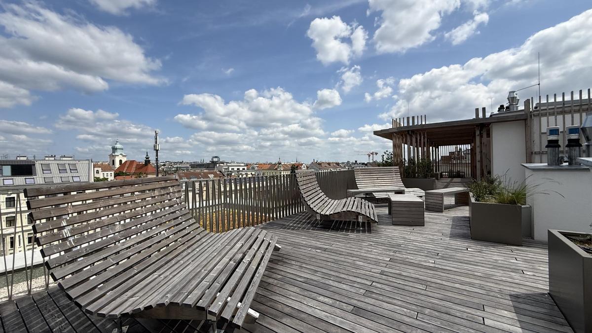 Allgemeine Dachterrasse