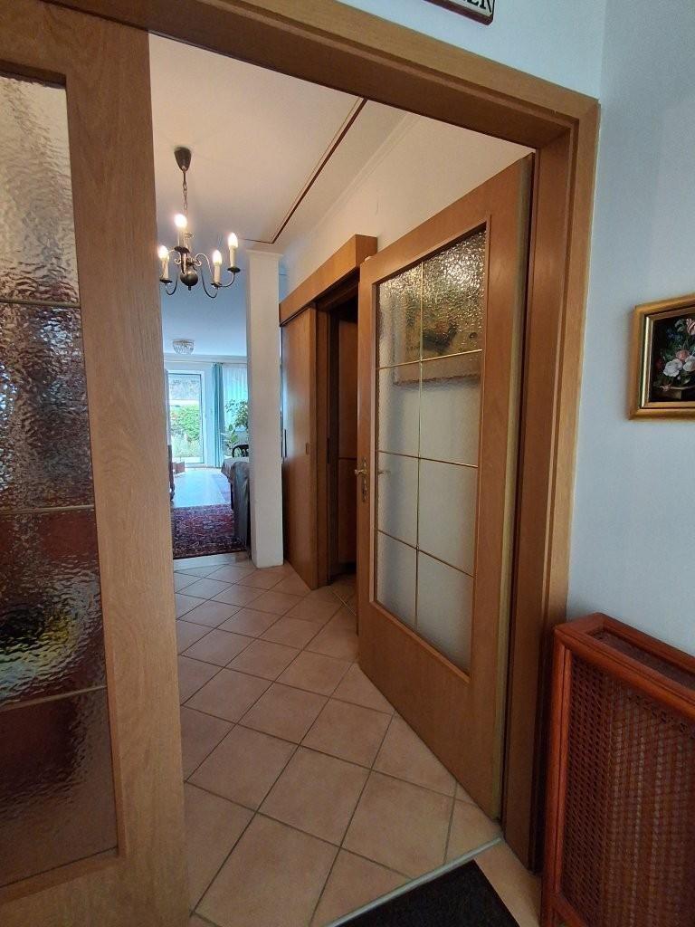 20 Vorraum Eingangsbereich RH 1230