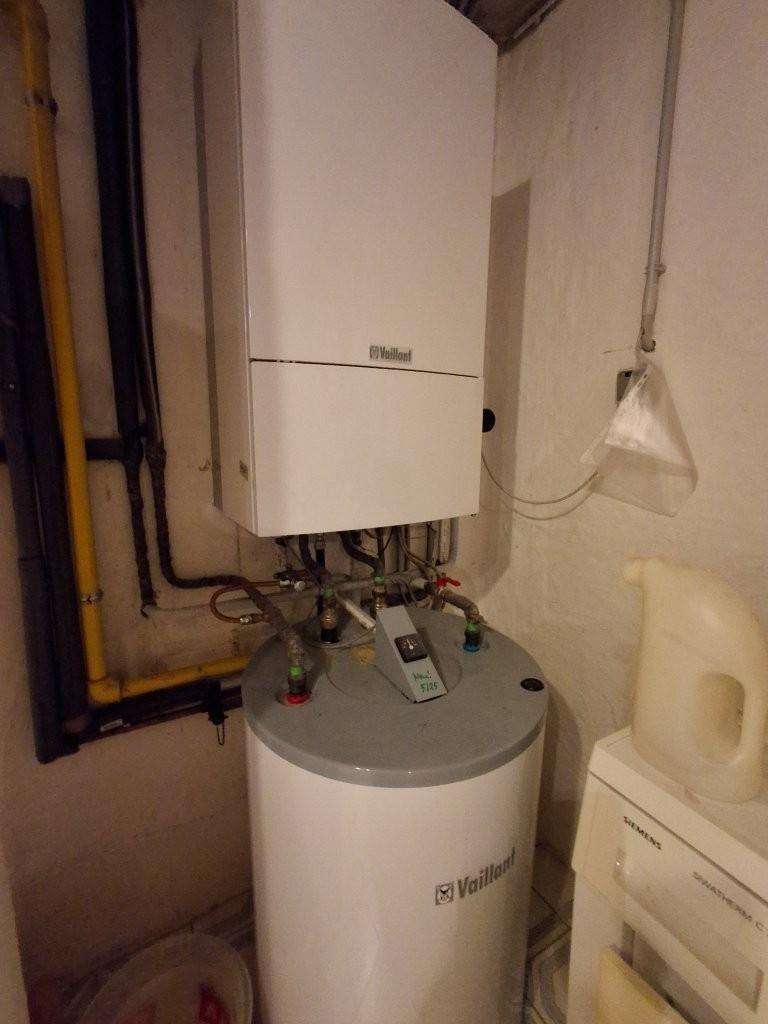 25 Vaillant Therme Gasheizung RH 1230