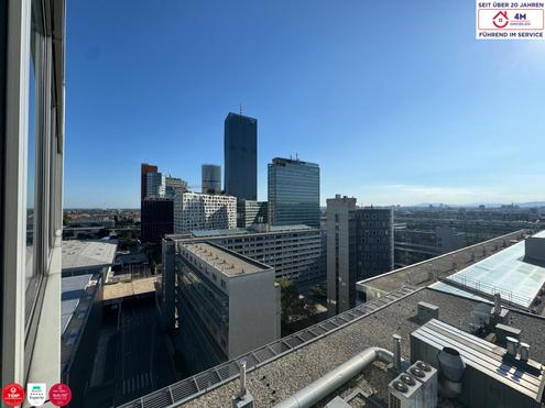 WOW: Großzügige repräsentative Wohnung mit über 200m2 und Loggien auf zwei Etagen.