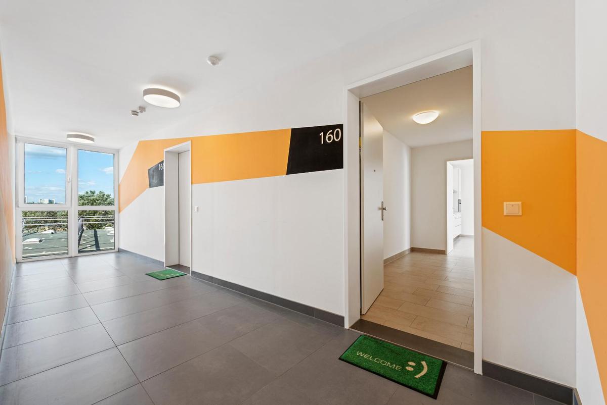 PMP273-AN-23546_JFW_Top160-22