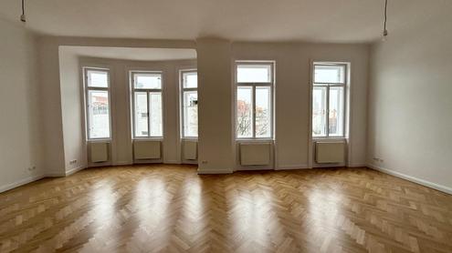 Gro�z�gige Altbauwohnung beim Rochusmarkt U3-N�he!!!