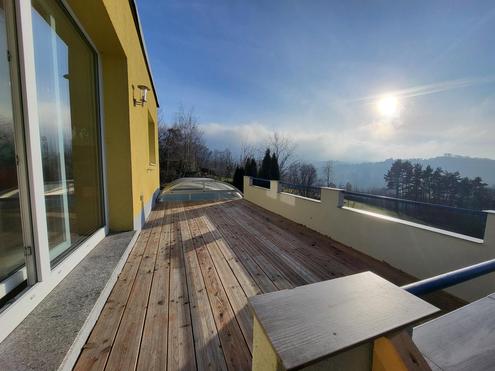 NEU ADAPTIERTER BUNGALOW MIT BLICK IN DIE VORALPEN