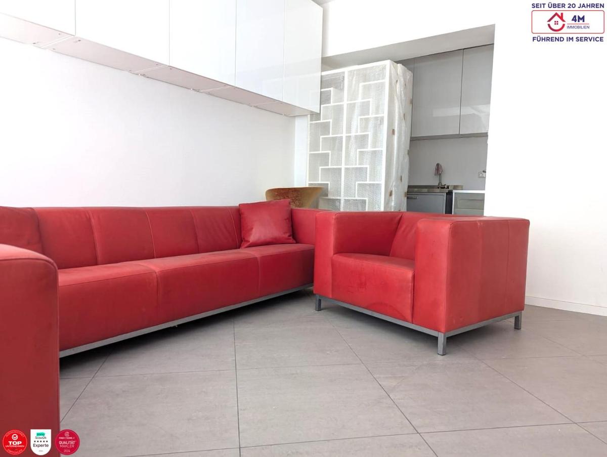 Salon/Gesch�ftsraum mit 2. Kochnische