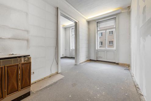 TOP VIERTEL/ Sanierungsbed�rftige 47 Quadratmeter im Altbau