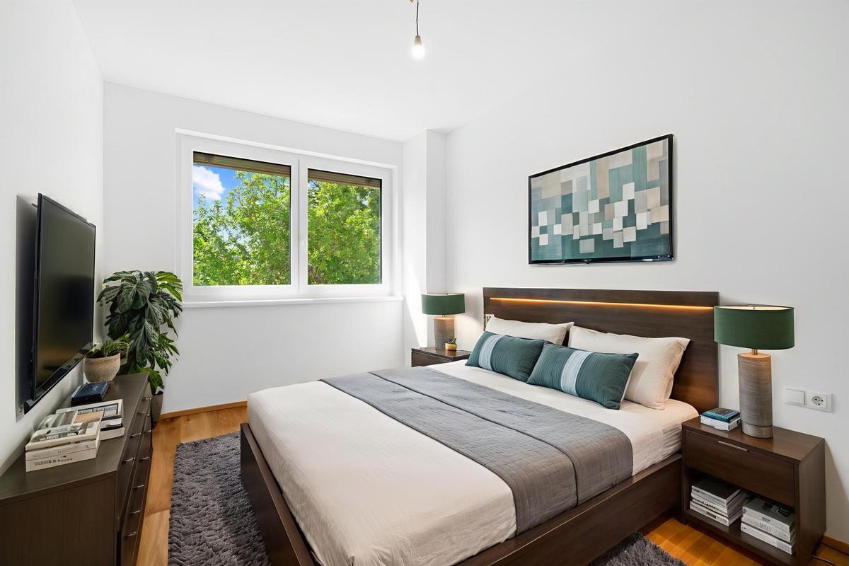 RH 2542 Kottingbrunn Symbolfoto  Bedroom