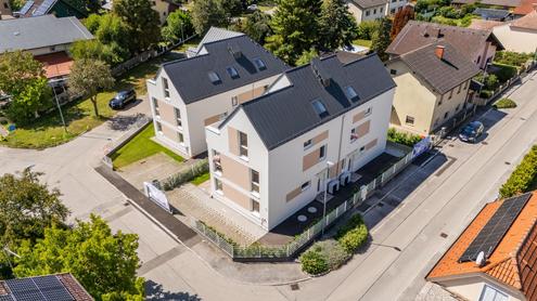 "Exklusive Neubau-Doppelhäuser in Stockerau ? 6 Zimmer nahe S-Bahn"