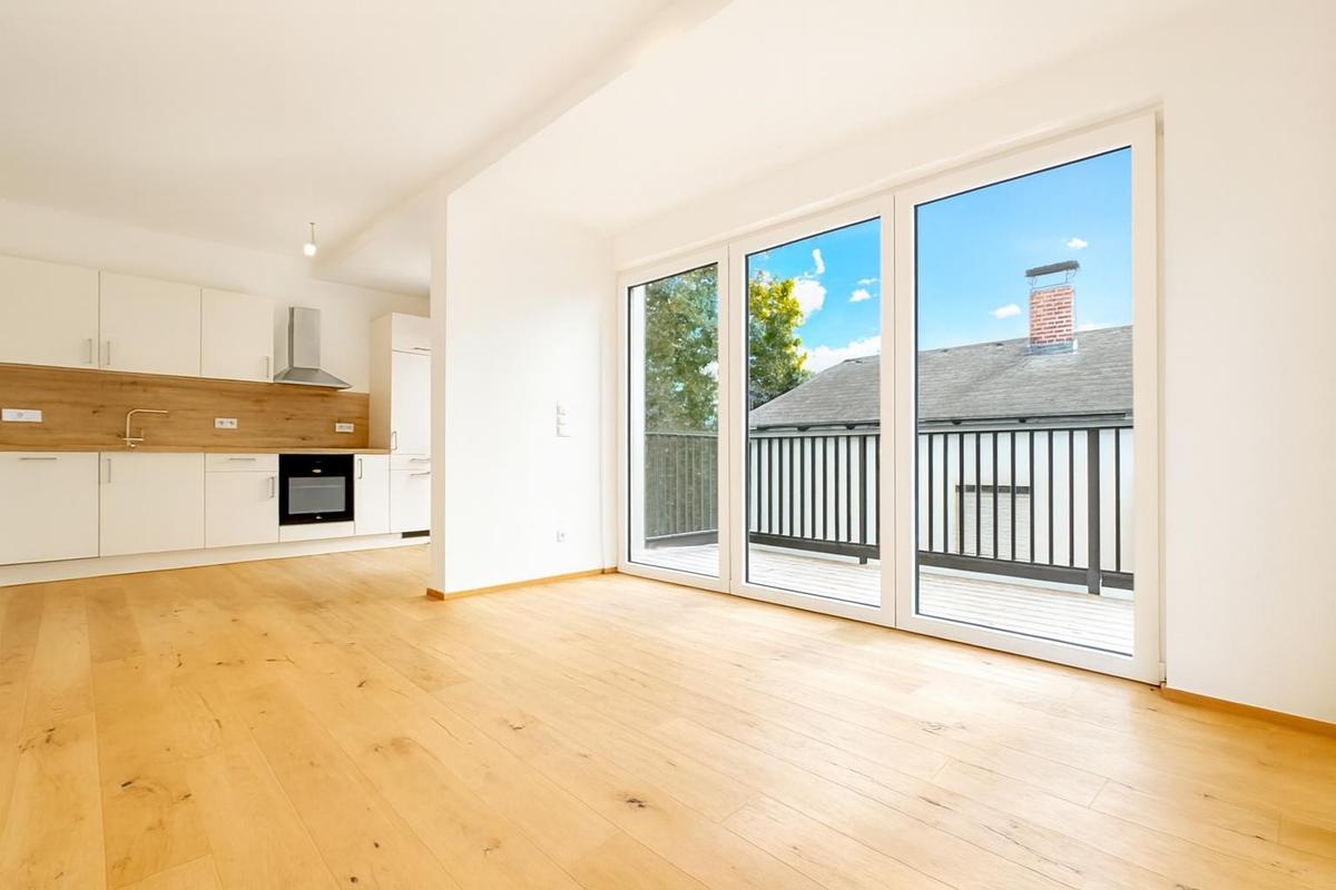 Wohnzimmer - Blick zur K�che