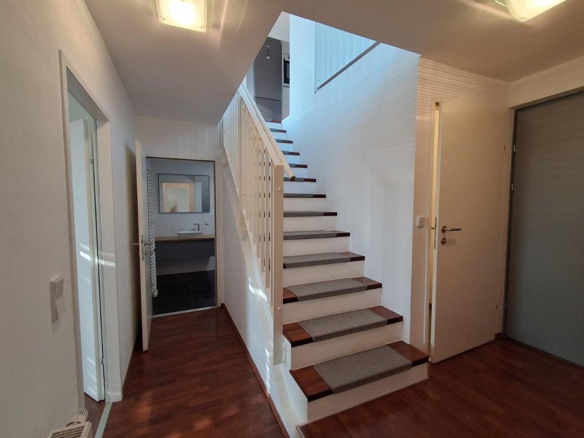 16 Stiegenhaus 1210 - Kopie