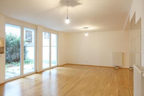 GARTENWOHNUNG!!! Hofseitig und ruhig!!!! Top-Infrastruktur!!!